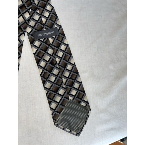 Croft & Barrow Dress Tie Men’s Size 60” Brown Tan Geometric 100% Silk Formal - Picture 9 of 13